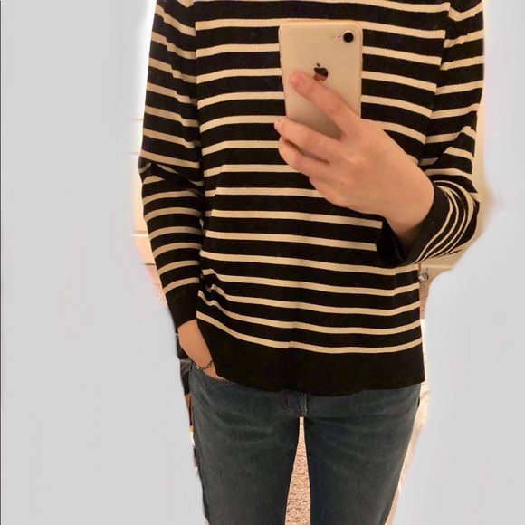 [Mila Owen] Black&Creamy White Stripe Sweater - Picture 2 of 8